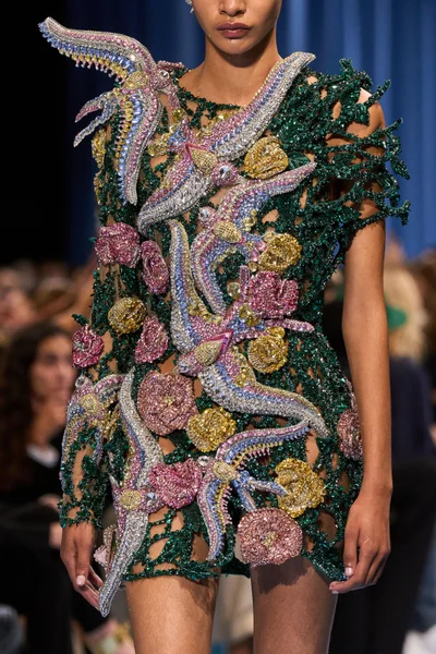 Look 111